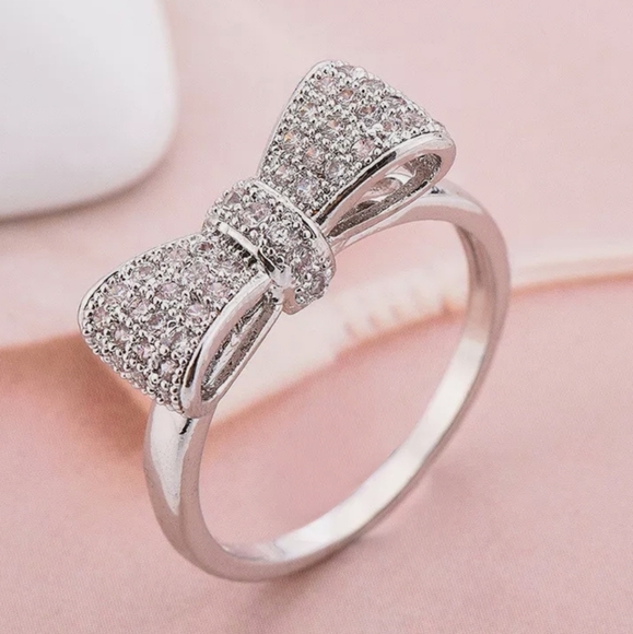 Jewelry - 925 Silver Platted Bow Ring 7